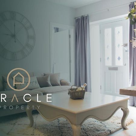 Modern Apartment With Free Parking And Wifi Stratford-upon-Avon Zewnętrze zdjęcie