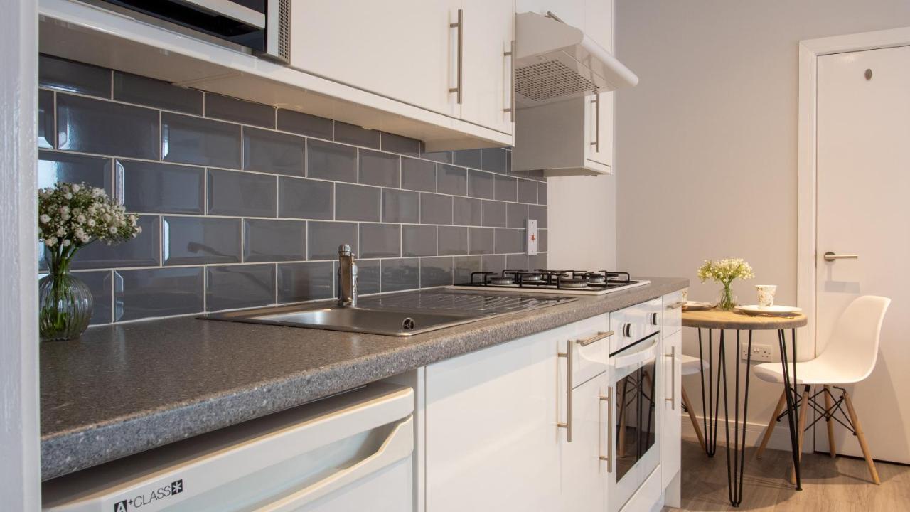 Modern Apartment With Free Parking And Wifi Stratford-upon-Avon Zewnętrze zdjęcie