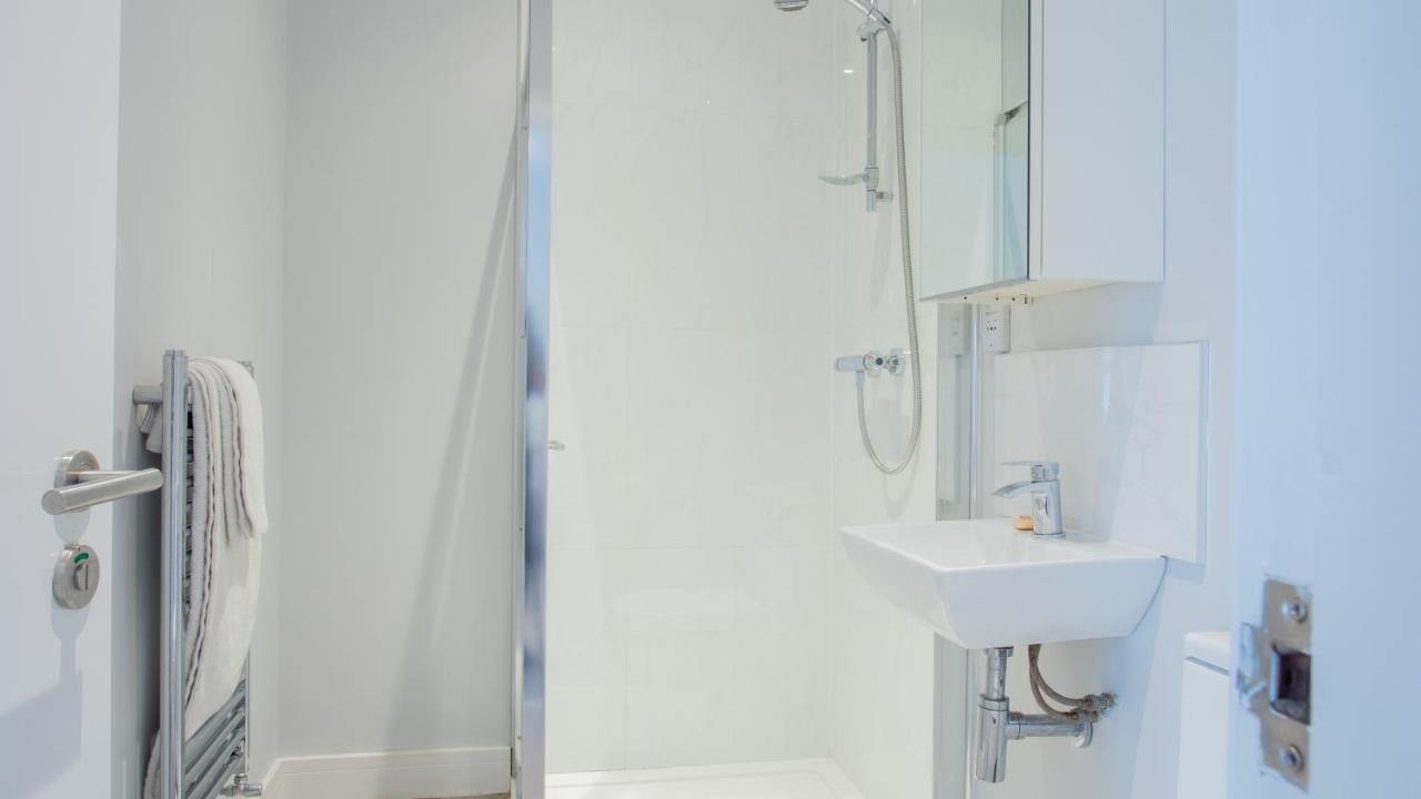 Modern Apartment With Free Parking And Wifi Stratford-upon-Avon Zewnętrze zdjęcie