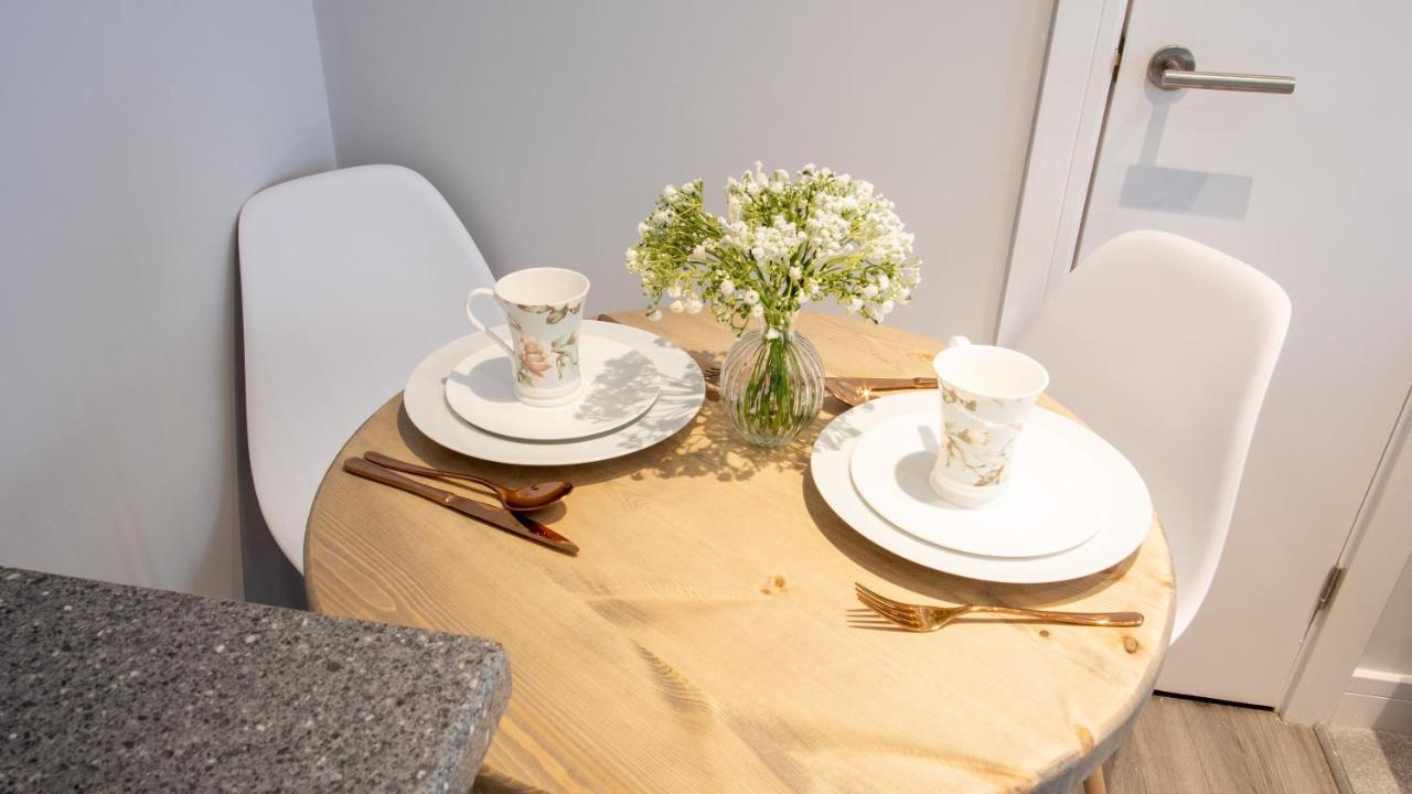 Modern Apartment With Free Parking And Wifi Stratford-upon-Avon Zewnętrze zdjęcie