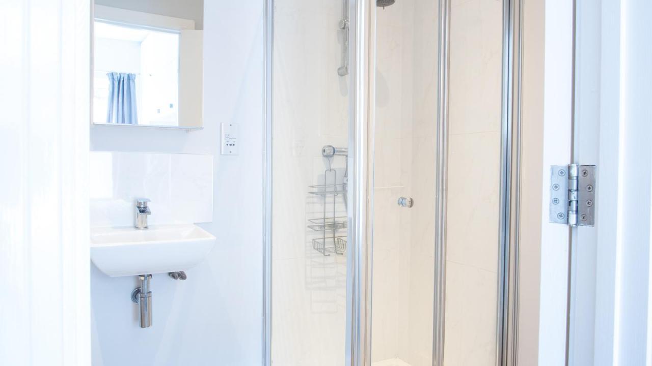 Modern Apartment With Free Parking And Wifi Stratford-upon-Avon Zewnętrze zdjęcie